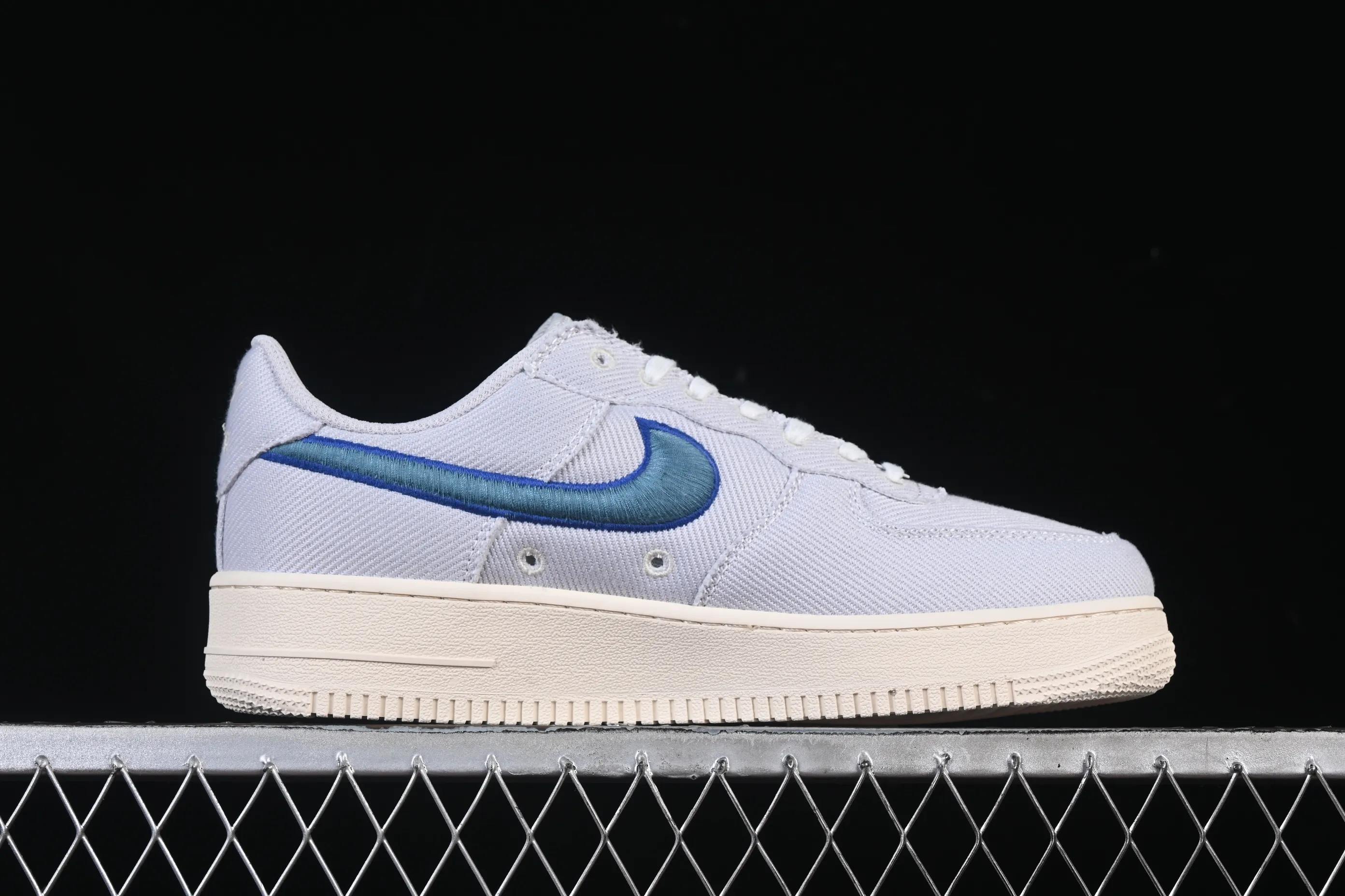 All categories Nk Air Force 1 Air Force series Nk Air Force 1 Low Air Force low-top Nike Air Force 1'07 Low Air Force 1 low-top casual sneakers HV1204-001
